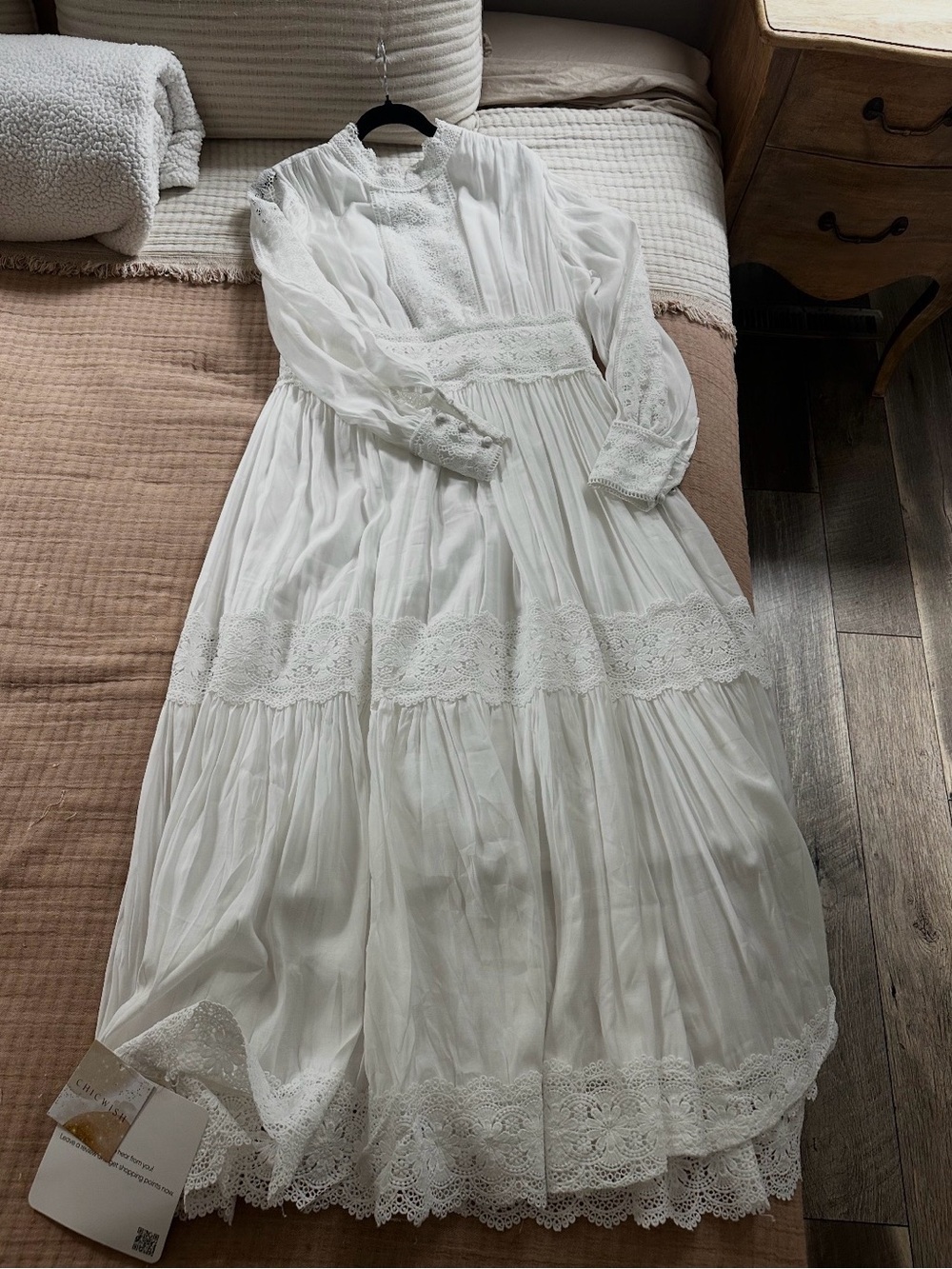 White Lace Trim Long-Sleeve Women’s Dress